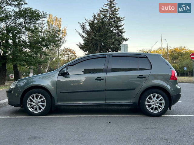 Зелений Фольксваген Гольф, об'ємом двигуна 1.6 л та пробігом 265 тис. км за 7499 $, фото 6 на Automoto.ua