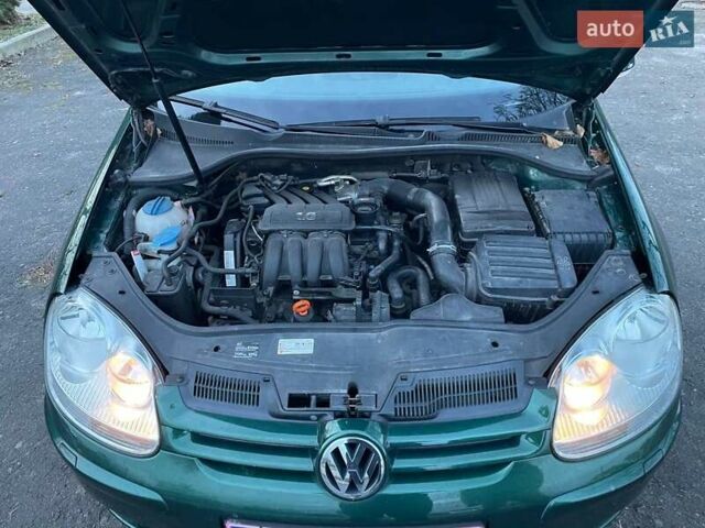 Зеленый Фольксваген Гольф, объемом двигателя 1.6 л и пробегом 167 тыс. км за 5800 $, фото 11 на Automoto.ua