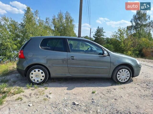 Зелений Фольксваген Гольф, об'ємом двигуна 1.39 л та пробігом 332 тис. км за 5499 $, фото 7 на Automoto.ua