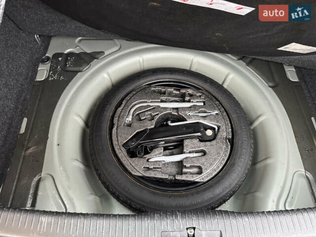 Зеленый Фольксваген Гольф, объемом двигателя 1.4 л и пробегом 201 тыс. км за 5850 $, фото 50 на Automoto.ua