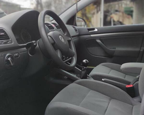 Зелений Фольксваген Гольф, об'ємом двигуна 1.6 л та пробігом 190 тис. км за 6300 $, фото 2 на Automoto.ua