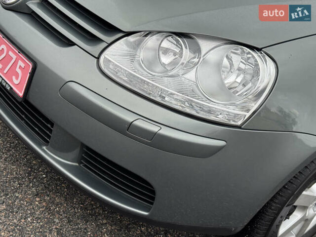 Зеленый Фольксваген Гольф, объемом двигателя 1.4 л и пробегом 201 тыс. км за 5850 $, фото 23 на Automoto.ua