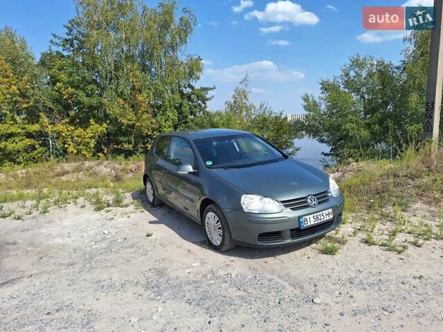 Зелений Фольксваген Гольф, об'ємом двигуна 1.39 л та пробігом 332 тис. км за 5499 $, фото 6 на Automoto.ua