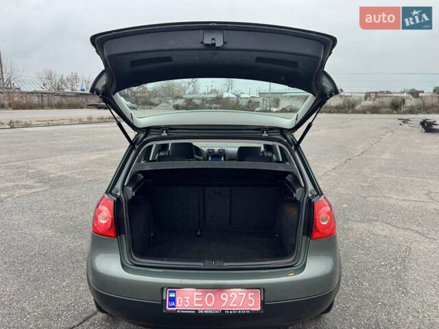 Зеленый Фольксваген Гольф, объемом двигателя 1.4 л и пробегом 201 тыс. км за 5850 $, фото 46 на Automoto.ua