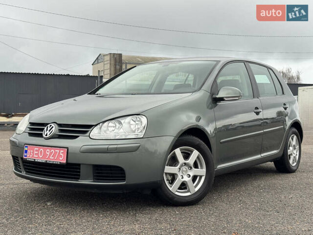 Зеленый Фольксваген Гольф, объемом двигателя 1.4 л и пробегом 201 тыс. км за 5850 $, фото 2 на Automoto.ua