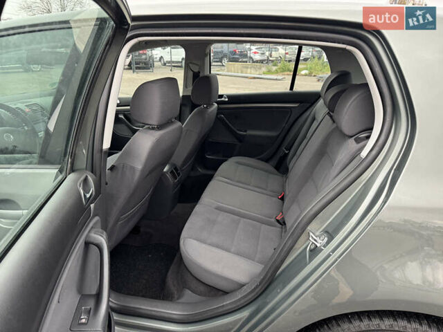 Зеленый Фольксваген Гольф, объемом двигателя 1.4 л и пробегом 201 тыс. км за 5850 $, фото 41 на Automoto.ua