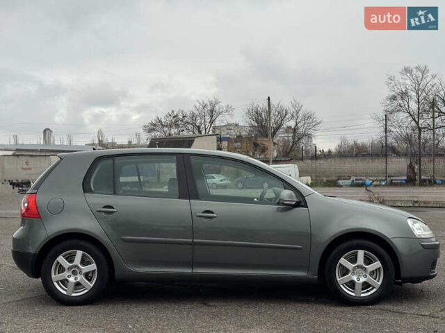 Зеленый Фольксваген Гольф, объемом двигателя 1.4 л и пробегом 201 тыс. км за 5850 $, фото 16 на Automoto.ua