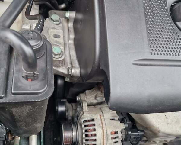 Фольксваген Гольф 2006 в Корсунь-Шевченковском на Automoto.ua Зеленый Фольксваген Гольф, объемом двигателя 1.4 л и пробегом 218 тыс. км за 4899 $, фото 17 на Automoto.ua