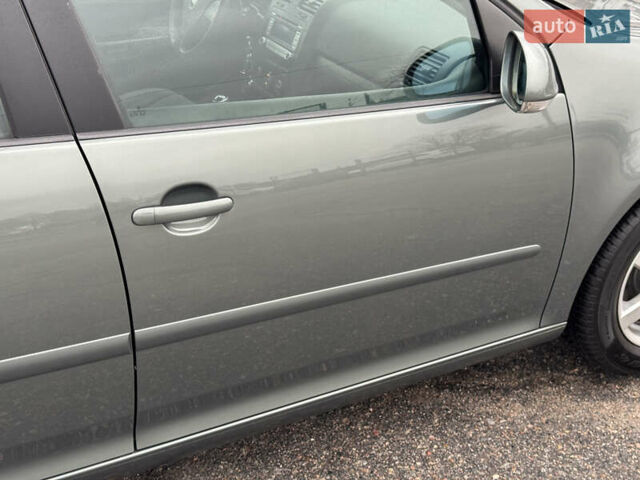 Зеленый Фольксваген Гольф, объемом двигателя 1.4 л и пробегом 201 тыс. км за 5850 $, фото 12 на Automoto.ua