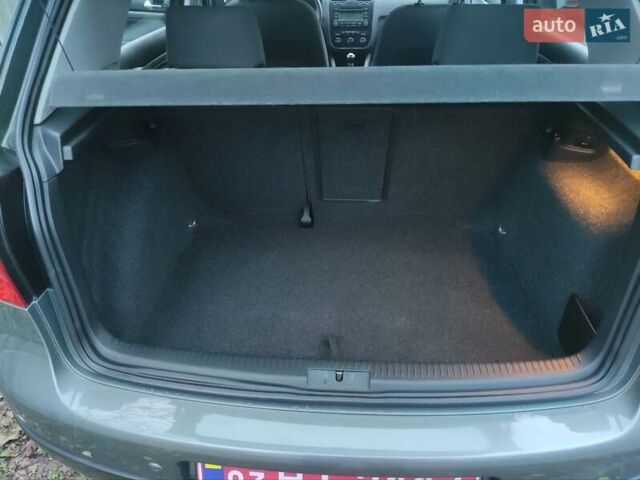 Зелений Фольксваген Гольф, об'ємом двигуна 1.6 л та пробігом 190 тис. км за 6300 $, фото 5 на Automoto.ua