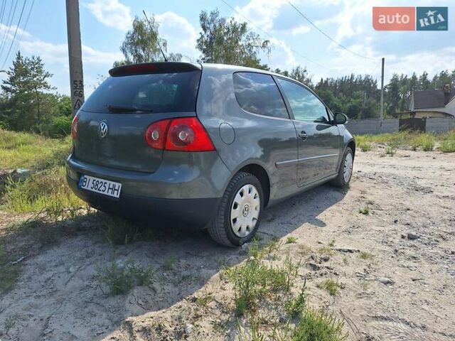 Зелений Фольксваген Гольф, об'ємом двигуна 1.39 л та пробігом 332 тис. км за 5499 $, фото 2 на Automoto.ua