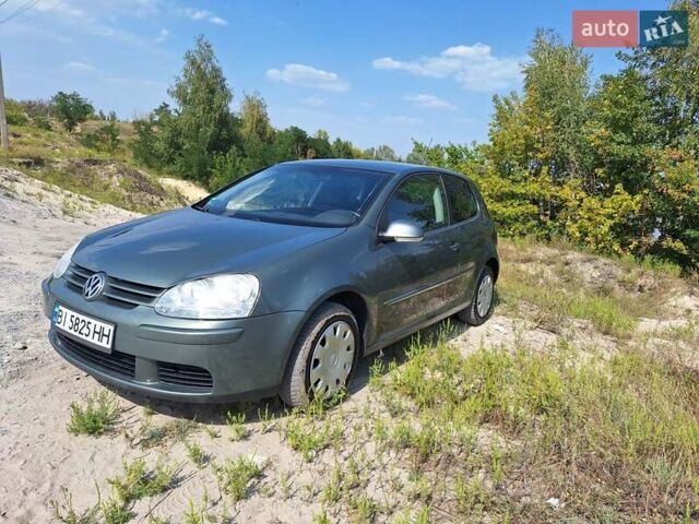 Зелений Фольксваген Гольф, об'ємом двигуна 1.39 л та пробігом 332 тис. км за 5499 $, фото 1 на Automoto.ua