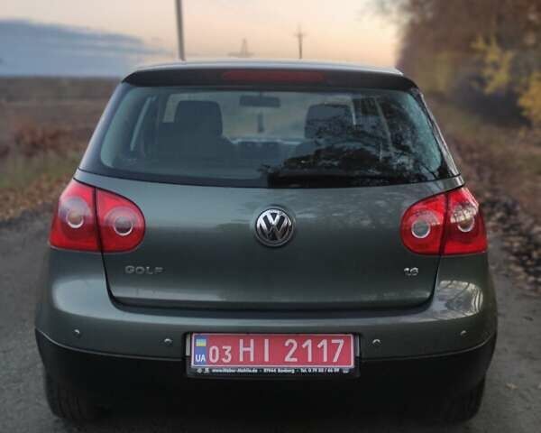 Зелений Фольксваген Гольф, об'ємом двигуна 1.6 л та пробігом 190 тис. км за 6300 $, фото 1 на Automoto.ua