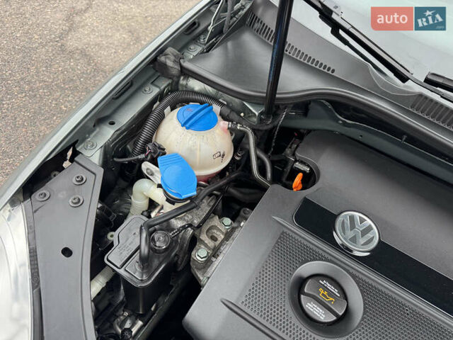 Зеленый Фольксваген Гольф, объемом двигателя 1.4 л и пробегом 201 тыс. км за 5850 $, фото 63 на Automoto.ua