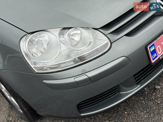 Зеленый Фольксваген Гольф, объемом двигателя 1.4 л и пробегом 201 тыс. км за 5850 $, фото 20 на Automoto.ua