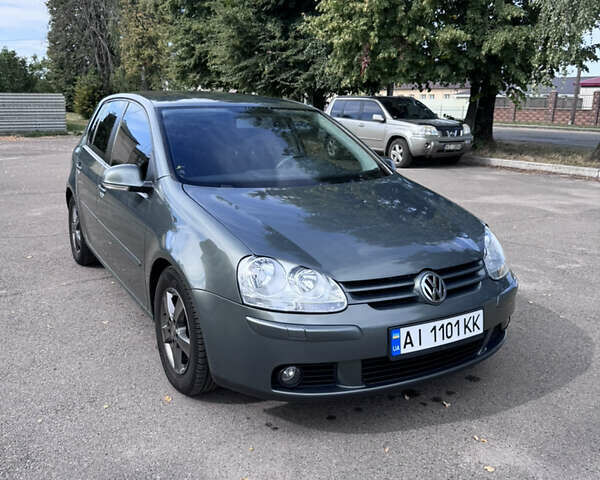 Зеленый Фольксваген Гольф, объемом двигателя 1.6 л и пробегом 266 тыс. км за 6200 $, фото 2 на Automoto.ua