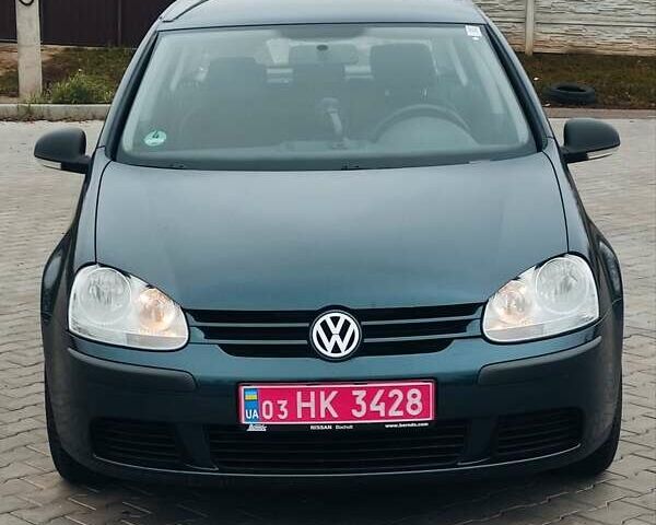 Зеленый Фольксваген Гольф, объемом двигателя 1.6 л и пробегом 212 тыс. км за 6600 $, фото 1 на Automoto.ua