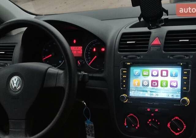 Зеленый Фольксваген Гольф, объемом двигателя 1.6 л и пробегом 212 тыс. км за 6600 $, фото 10 на Automoto.ua