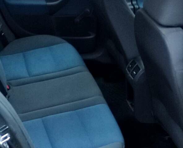 Зеленый Фольксваген Гольф, объемом двигателя 1.6 л и пробегом 212 тыс. км за 6600 $, фото 8 на Automoto.ua