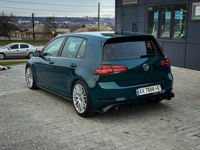 Зеленый Фольксваген Гольф, объемом двигателя 2 л и пробегом 97 тыс. км за 16700 $, фото 3 на Automoto.ua