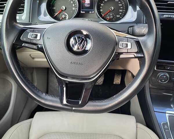 Зеленый Фольксваген Гольф, объемом двигателя 0 л и пробегом 98 тыс. км за 14700 $, фото 14 на Automoto.ua