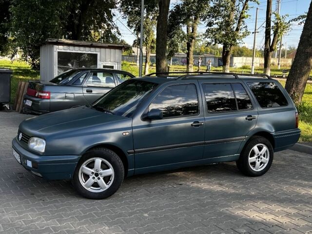 Зеленый Фольксваген Гольф, объемом двигателя 1.9 л и пробегом 390 тыс. км за 3000 $, фото 5 на Automoto.ua