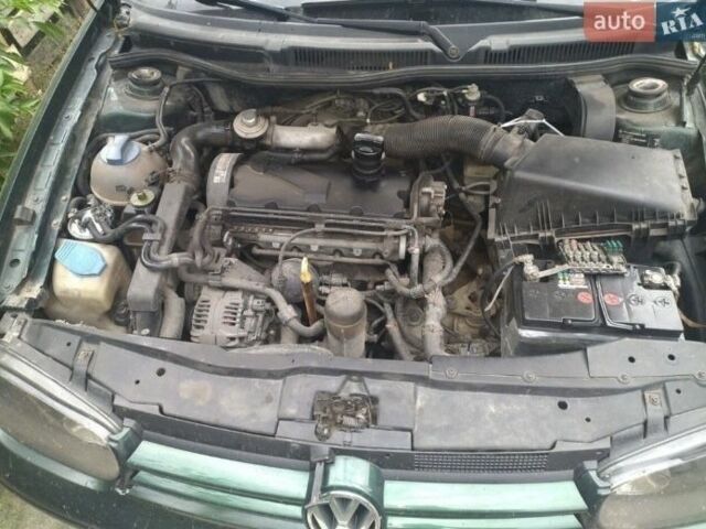 Зеленый Фольксваген Гольф, объемом двигателя 0 л и пробегом 450 тыс. км за 3450 $, фото 4 на Automoto.ua