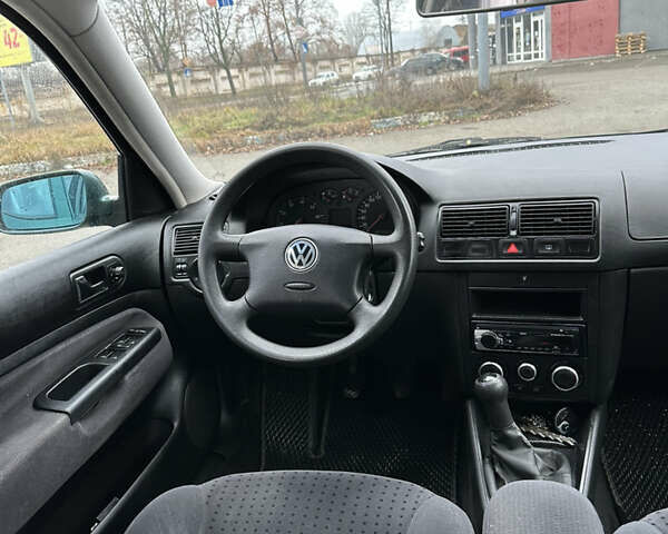 Зелений Фольксваген Гольф, об'ємом двигуна 1.6 л та пробігом 189 тис. км за 3950 $, фото 5 на Automoto.ua