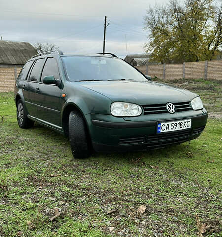 Зеленый Фольксваген Гольф, объемом двигателя 1.98 л и пробегом 315 тыс. км за 4400 $, фото 9 на Automoto.ua