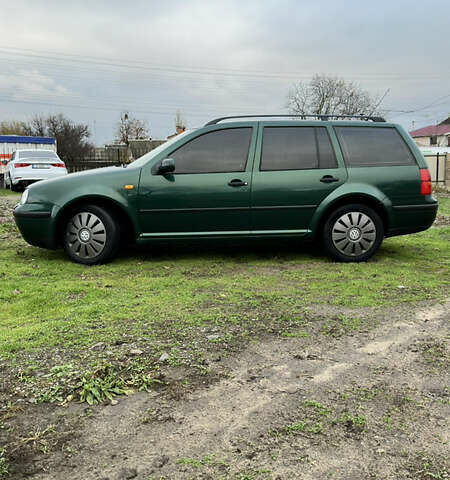Зеленый Фольксваген Гольф, объемом двигателя 1.98 л и пробегом 315 тыс. км за 4400 $, фото 2 на Automoto.ua
