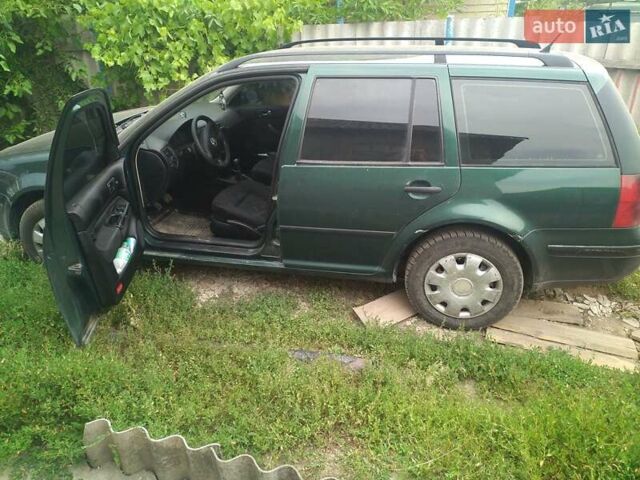 Зеленый Фольксваген Гольф, объемом двигателя 1.9 л и пробегом 447 тыс. км за 3550 $, фото 4 на Automoto.ua