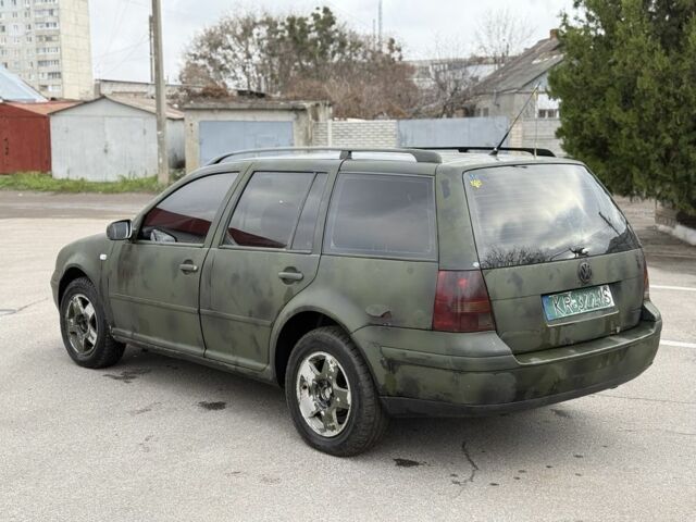 Зелений Фольксваген Гольф, об'ємом двигуна 0 л та пробігом 200 тис. км за 1550 $, фото 1 на Automoto.ua