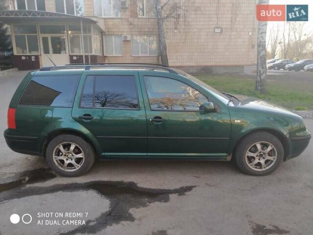 Зеленый Фольксваген Гольф, объемом двигателя 1.6 л и пробегом 229 тыс. км за 5100 $, фото 2 на Automoto.ua