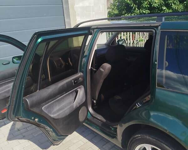 Зелений Фольксваген Гольф, об'ємом двигуна 1.39 л та пробігом 255 тис. км за 4500 $, фото 5 на Automoto.ua