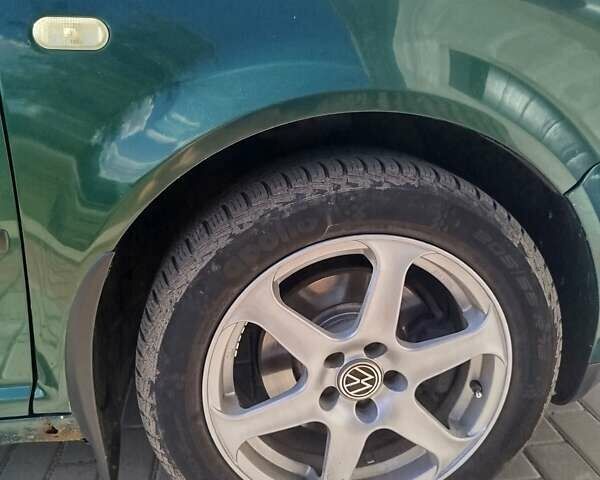 Зелений Фольксваген Гольф, об'ємом двигуна 1.39 л та пробігом 255 тис. км за 4500 $, фото 11 на Automoto.ua