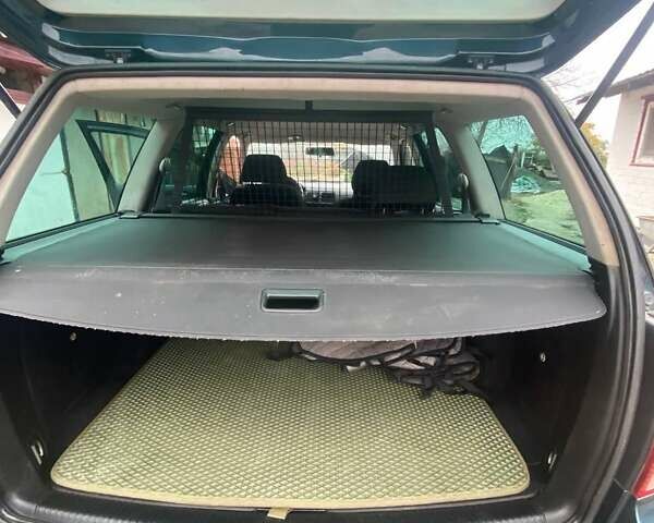 Зеленый Фольксваген Гольф, объемом двигателя 1.39 л и пробегом 250 тыс. км за 4350 $, фото 4 на Automoto.ua