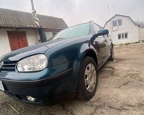 Зеленый Фольксваген Гольф, объемом двигателя 1.39 л и пробегом 250 тыс. км за 4350 $, фото 9 на Automoto.ua