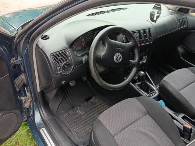 Зеленый Фольксваген Гольф, объемом двигателя 2 л и пробегом 279 тыс. км за 4000 $, фото 9 на Automoto.ua