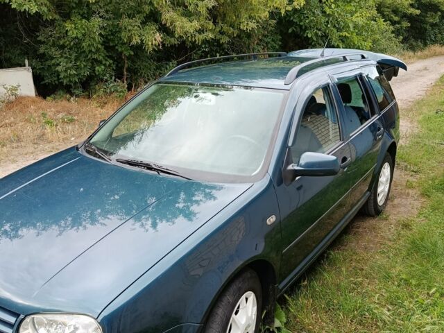 Зеленый Фольксваген Гольф, объемом двигателя 2 л и пробегом 279 тыс. км за 4000 $, фото 1 на Automoto.ua