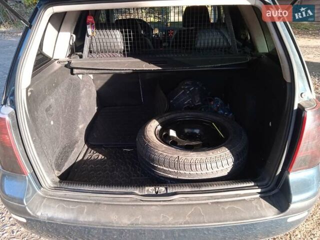 Фольксваген Гольф 2001 у Луцьку на Automoto.ua Зелений Фольксваген Гольф, об'ємом двигуна 1.6 л та пробігом 308 тис. км за 4500 $, фото 12 на Automoto.ua