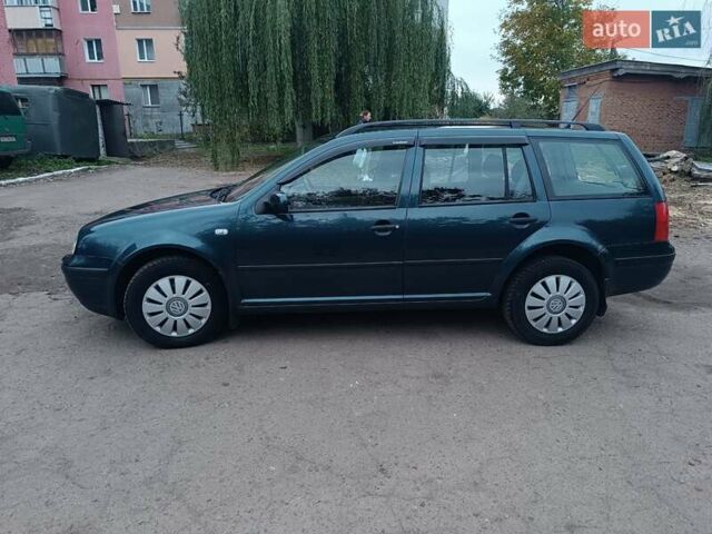 Зеленый Фольксваген Гольф, объемом двигателя 1.6 л и пробегом 300 тыс. км за 4700 $, фото 9 на Automoto.ua