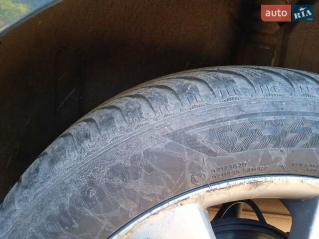 Фольксваген Гольф 2001 у Луцьку на Automoto.ua Зелений Фольксваген Гольф, об'ємом двигуна 1.6 л та пробігом 308 тис. км за 4500 $, фото 26 на Automoto.ua