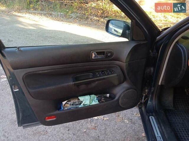 Фольксваген Гольф 2001 у Луцьку на Automoto.ua Зелений Фольксваген Гольф, об'ємом двигуна 1.6 л та пробігом 308 тис. км за 4500 $, фото 33 на Automoto.ua