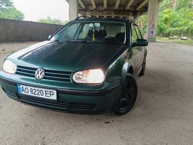 Зеленый Фольксваген Гольф, объемом двигателя 1.6 л и пробегом 260 тыс. км за 2900 $, фото 6 на Automoto.ua