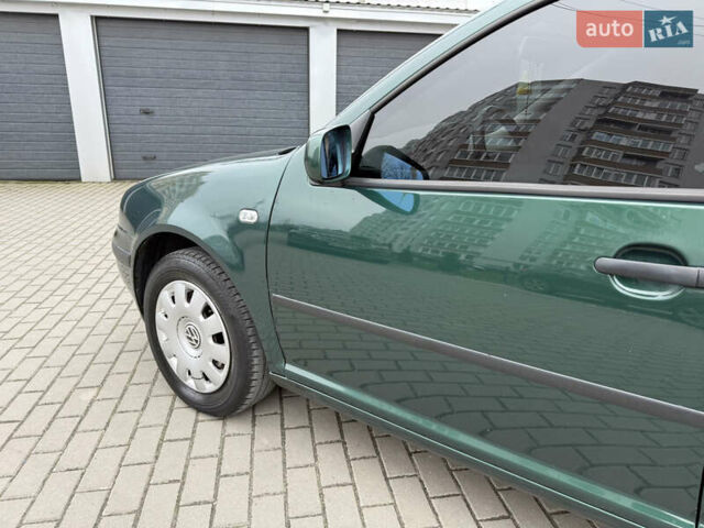 Зеленый Фольксваген Гольф, объемом двигателя 1.9 л и пробегом 377 тыс. км за 4150 $, фото 15 на Automoto.ua