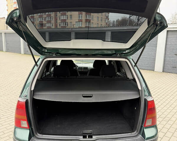 Зеленый Фольксваген Гольф, объемом двигателя 1.9 л и пробегом 377 тыс. км за 4150 $, фото 20 на Automoto.ua