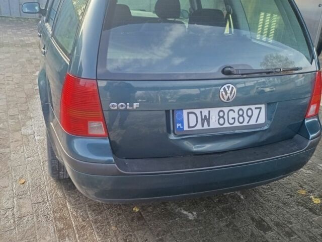 Зеленый Фольксваген Гольф, объемом двигателя 1.4 л и пробегом 226 тыс. км за 2500 $, фото 1 на Automoto.ua