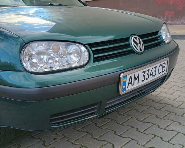 Зелений Фольксваген Гольф, об'ємом двигуна 1.6 л та пробігом 254 тис. км за 4150 $, фото 12 на Automoto.ua
