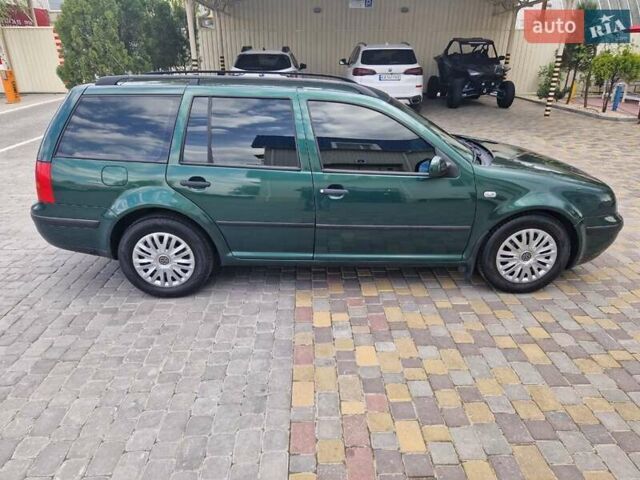 Зеленый Фольксваген Гольф, объемом двигателя 1.6 л и пробегом 254 тыс. км за 4500 $, фото 3 на Automoto.ua