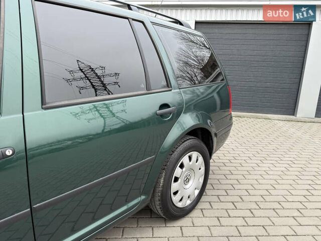 Зеленый Фольксваген Гольф, объемом двигателя 1.9 л и пробегом 377 тыс. км за 4150 $, фото 16 на Automoto.ua